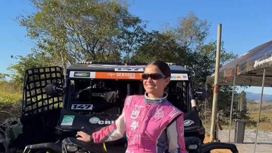 Juliette revela queda de moto durante passeio de trilha