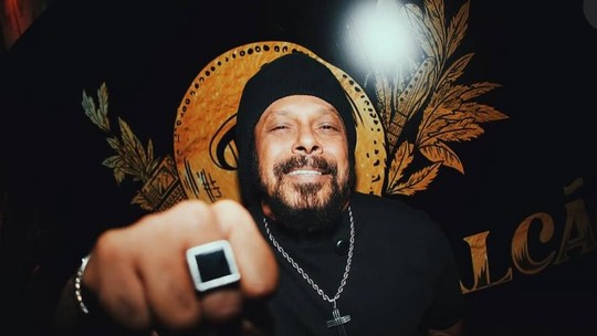 Marcelo Falcão não descarta reunião d'O Rappa